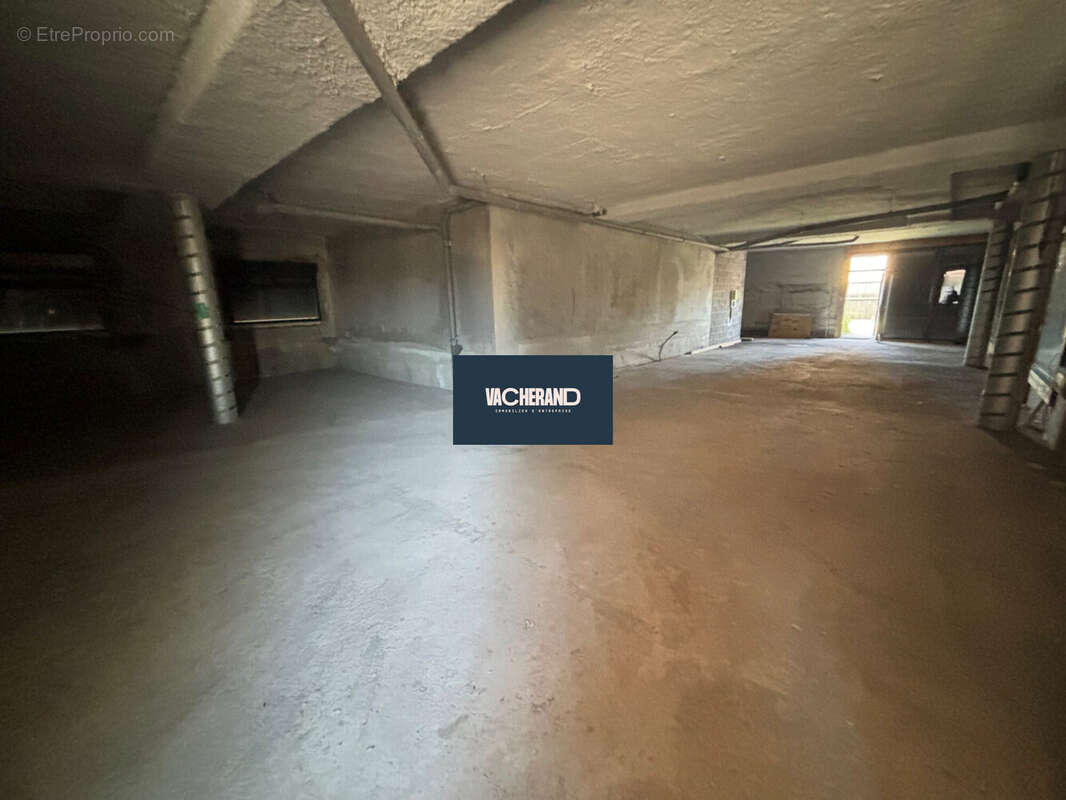 Commerce à VALENCIENNES