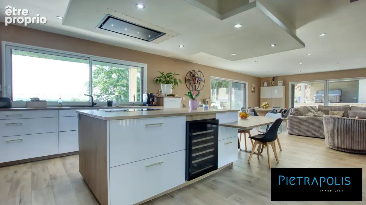 Maison 5 pièces 200 m² à vendre à Saint-Pierre-De-Boeuf (42520) - photo 8