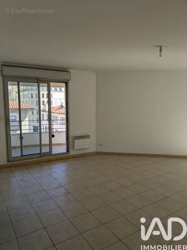 Photo 3 - Appartement à MARSEILLE-2E