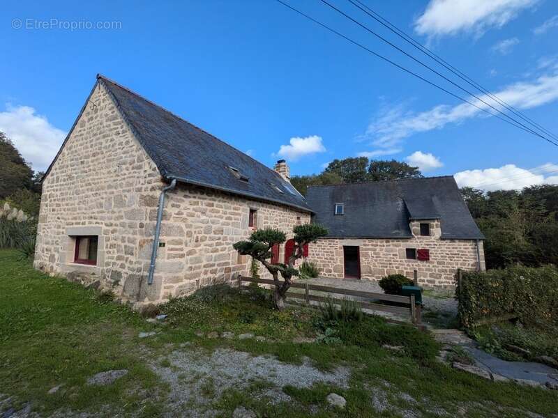 Saint tugdual grande longere renovee de 5 pieces 154m² parcelle de 1390m² - photo 2