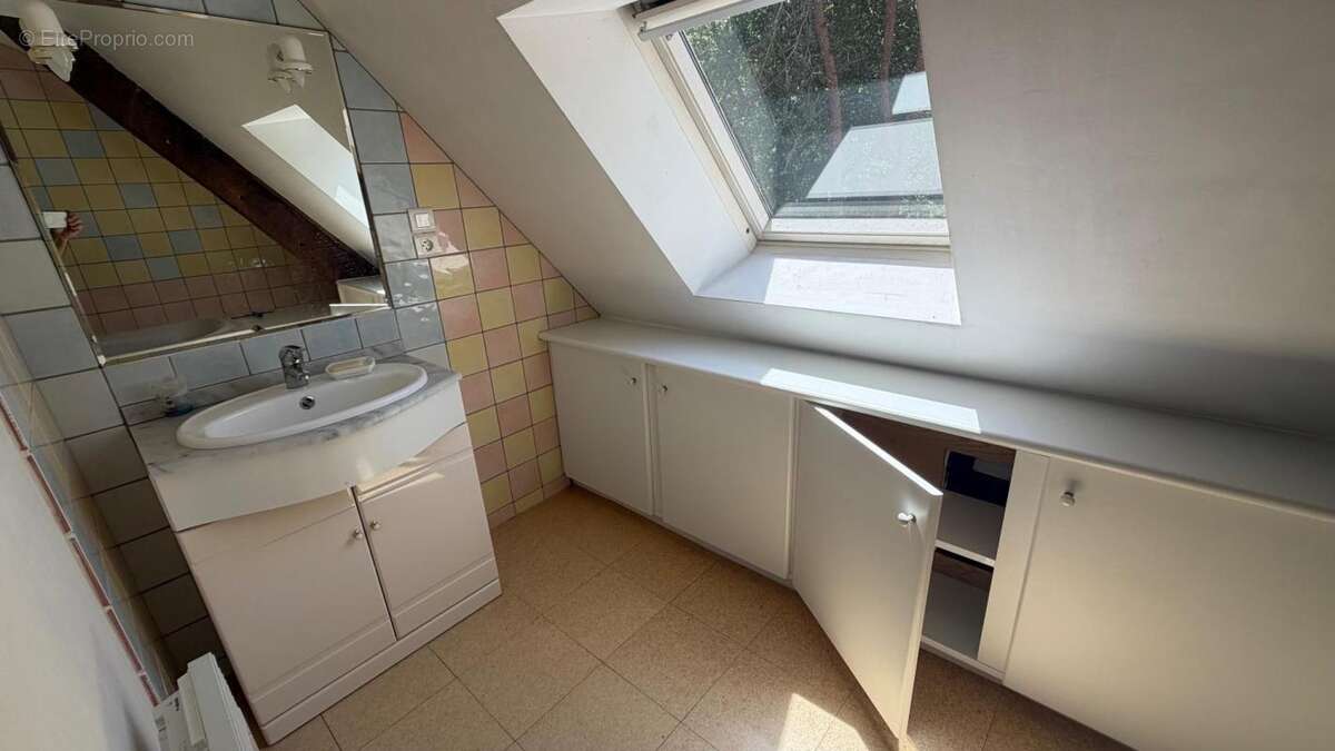 Maison à LOCMALO