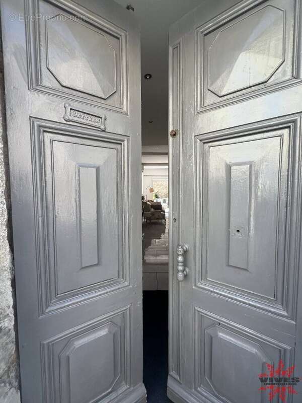 Maison à NISSAN-LEZ-ENSERUNE