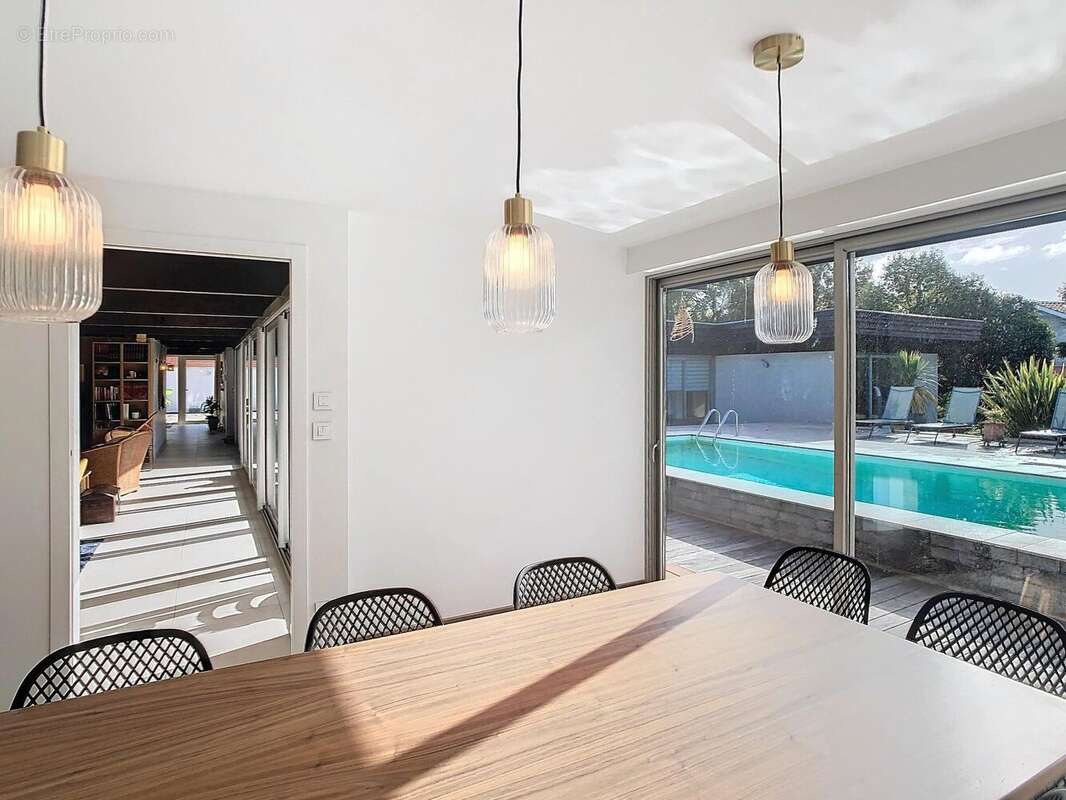 Photo 5 - Maison à MARTIGNAS-SUR-JALLE