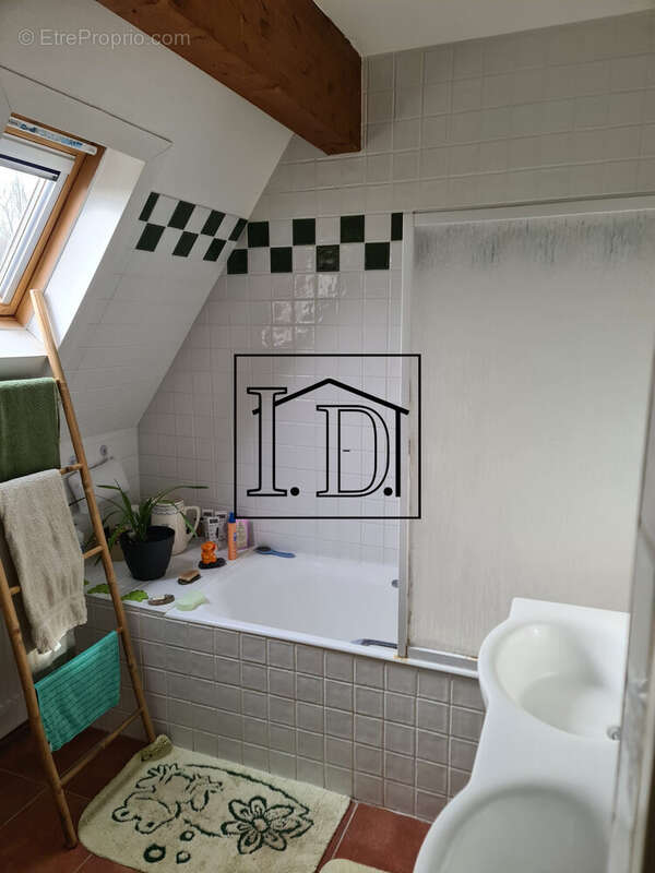 Salle de Bains - Maison à SARLAT-LA-CANEDA