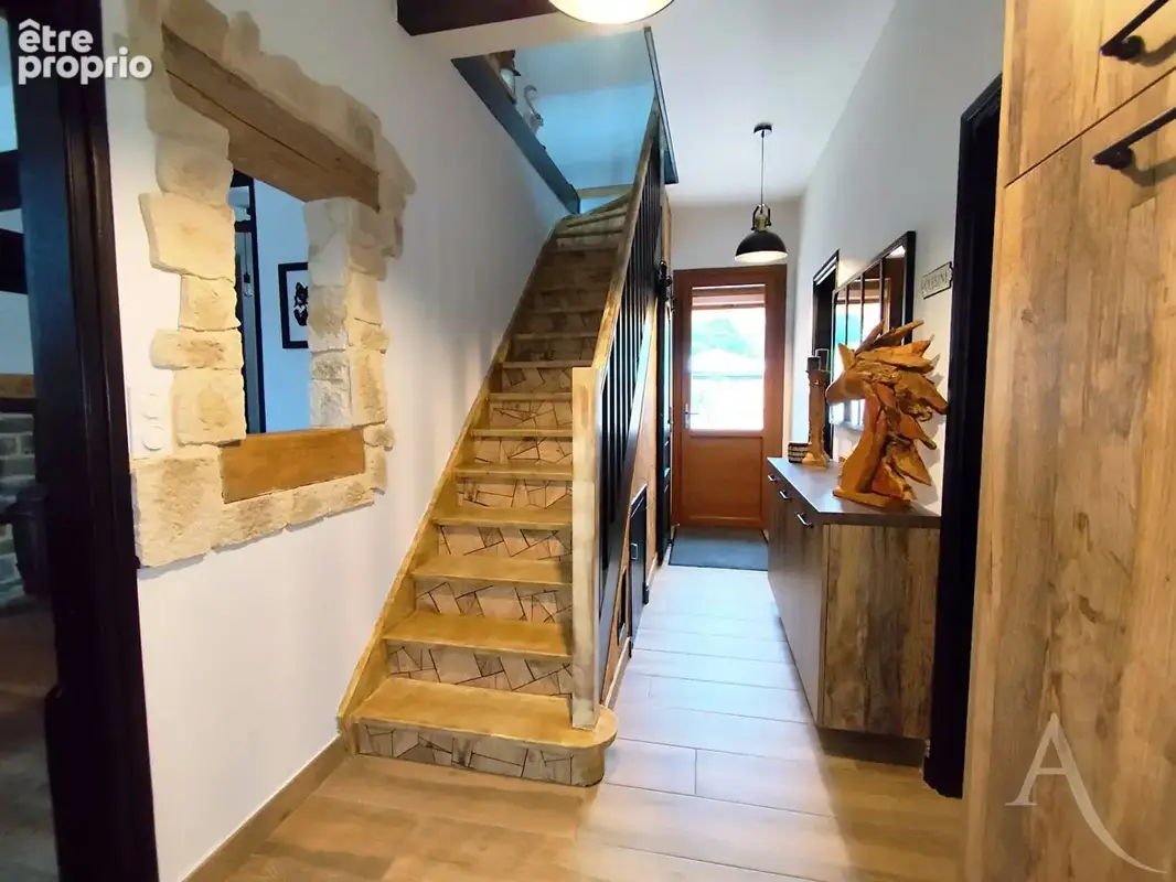 Maison  5 pièce(s) 106 m2 - photo 1