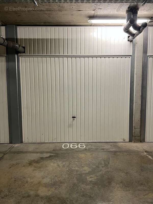 Appartement à BEAUZELLE