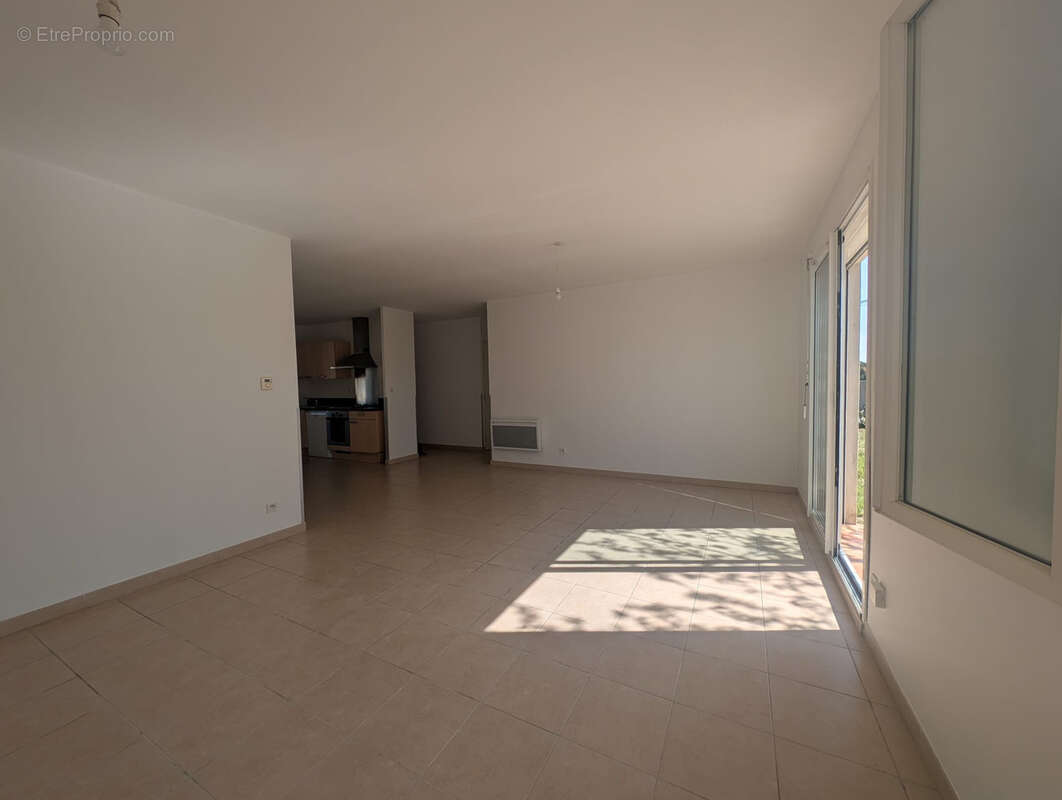 Maison à LEZIGNAN-CORBIERES