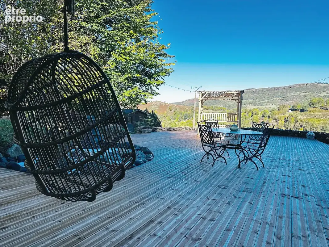 Maison 7 pièces 224 m² à vendre à Saint-Projet-De-Salers (15140) - photo 2