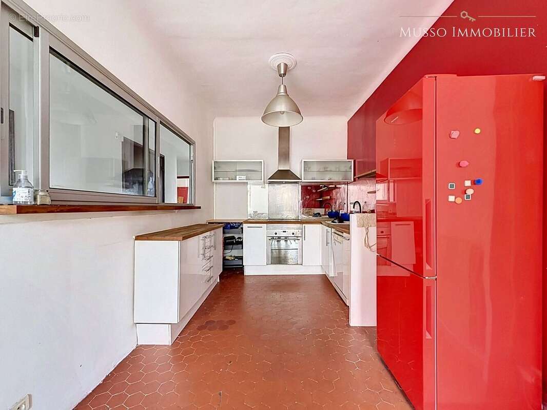 Appartement 77 m² à Marseille-5e  - photo 6
