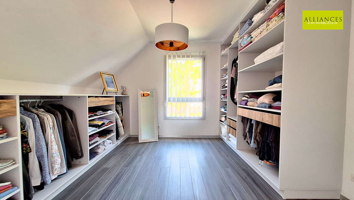 Maison récente de 124 m2   Prestations soignées dans un village très recherché - photo 20
