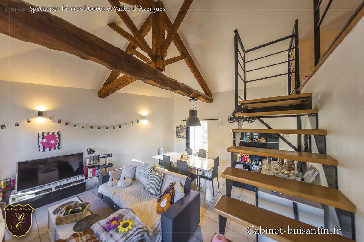 Appartement T3 en duplex centre village - photo 7