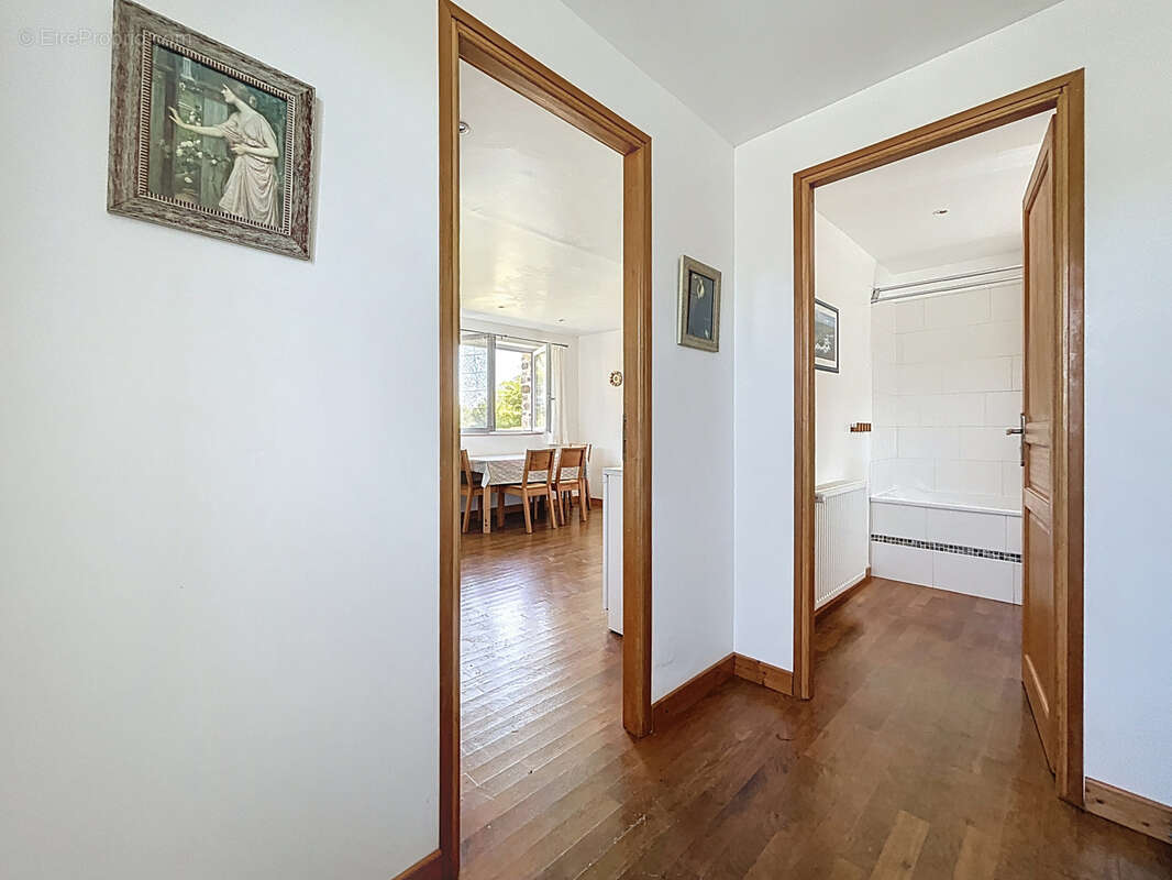 Maison à SAINT-SAUVEUR-LE-VICOMTE