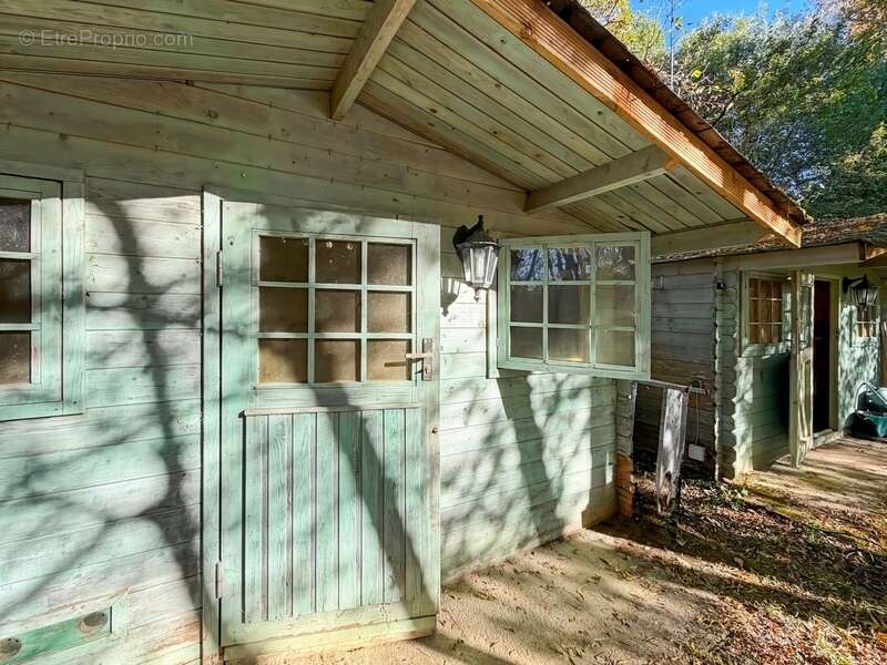 Maison à VIC-FEZENSAC