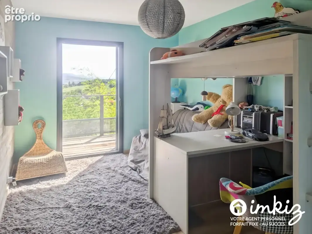 Maison familiale avec piscine et vue d’exception - photo 7