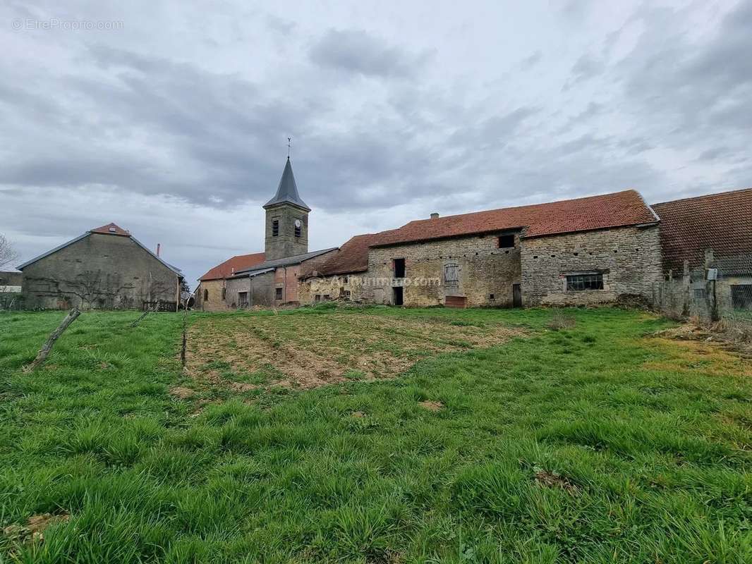 Maison à GRAFFIGNY-CHEMIN