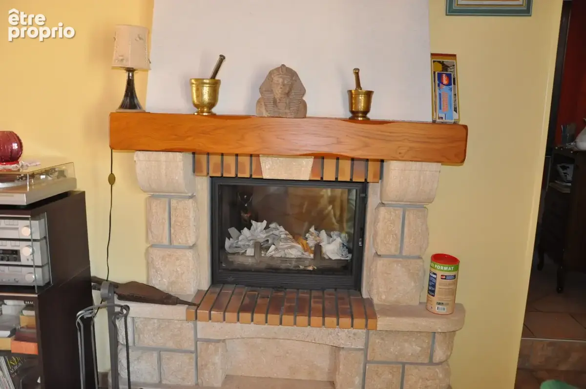 Belle maison rénovée en 2010, avec 2 chambres, terrain de 693 m2, louée 700 €/mois hors charges. - photo 10