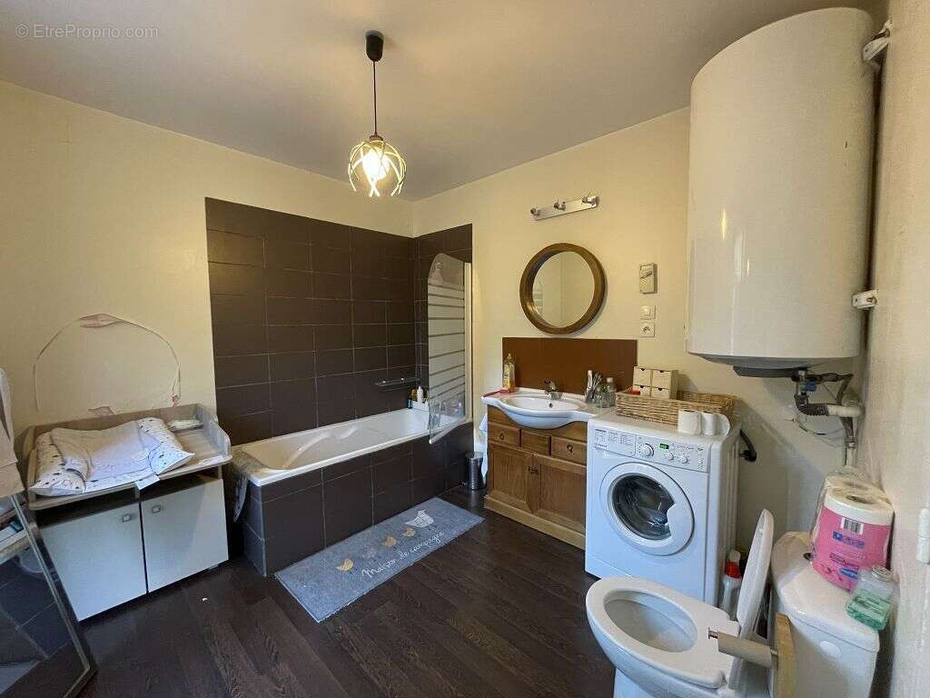 Maison à BAZOCHES-SUR-LE-BETZ