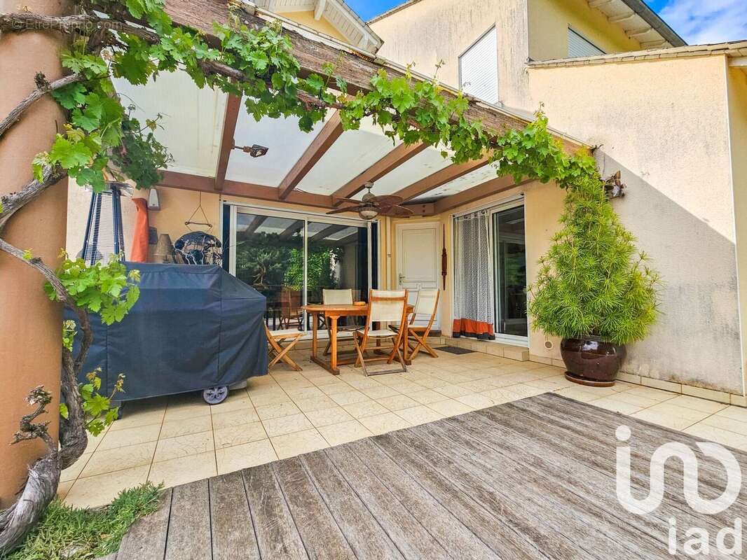 Photo 3 - Maison à SAINT-BEAUZELY