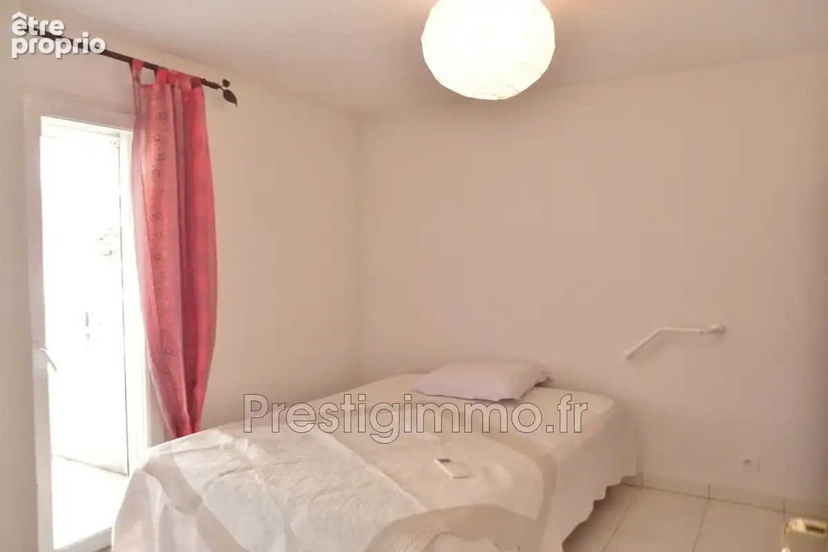 Appartement 70 m² à Mandelieu-La-Napoule  - photo 9