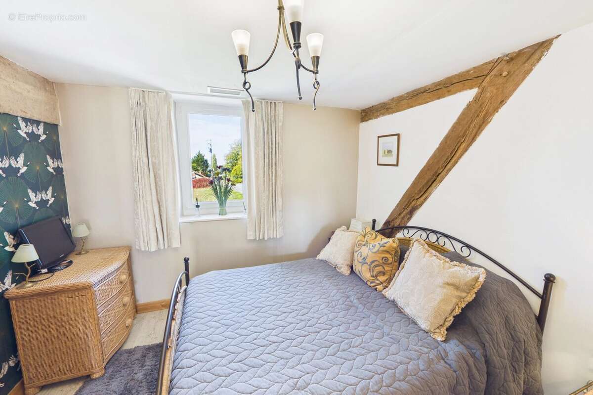 Maison à RAZAC-DE-SAUSSIGNAC