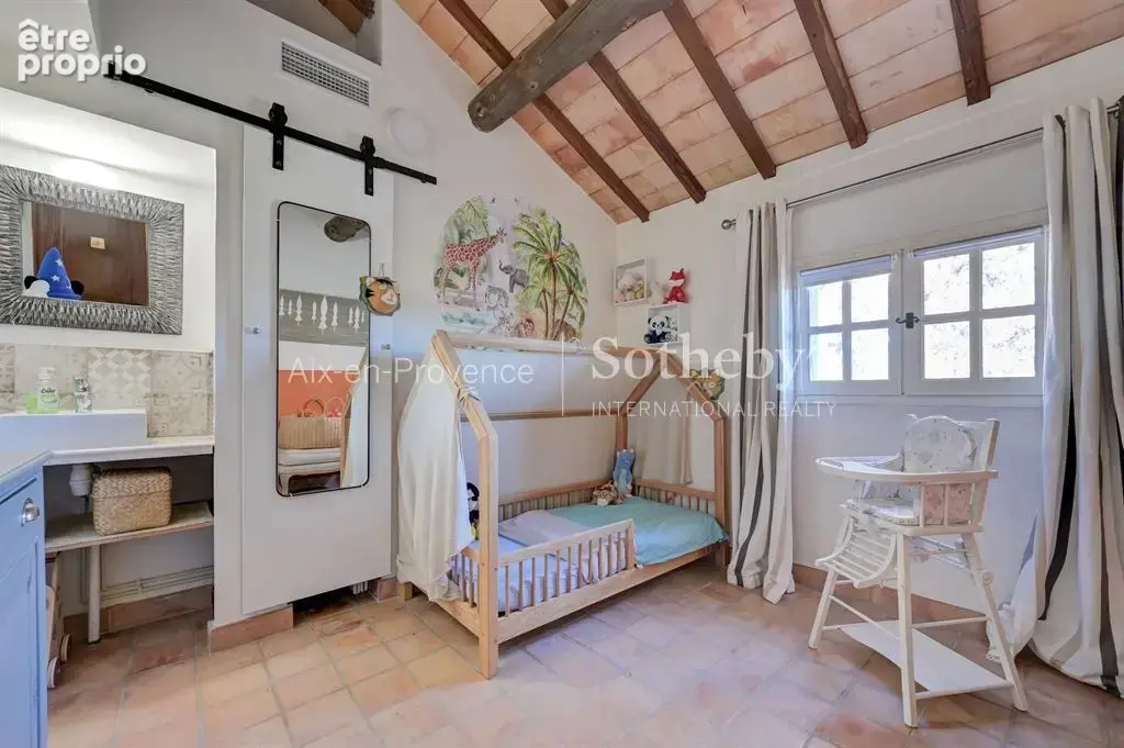 Maison familiale de 195 m² sur 6 256 m² de terrain - à proximité d'Aix-en-Provence - photo 14