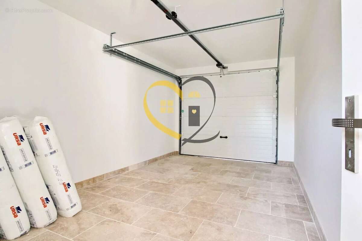 Maison à LA CHAPELLE-SAINT-URSIN