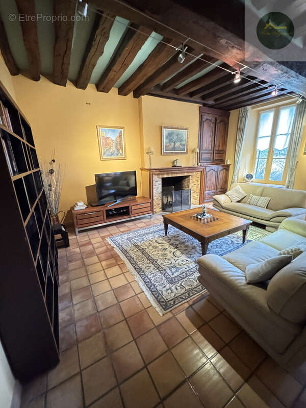 Maison à VOULX