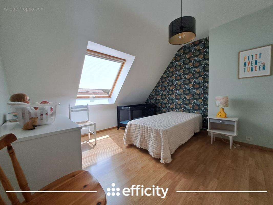Maison 123 m² à Peumerit  - photo 12