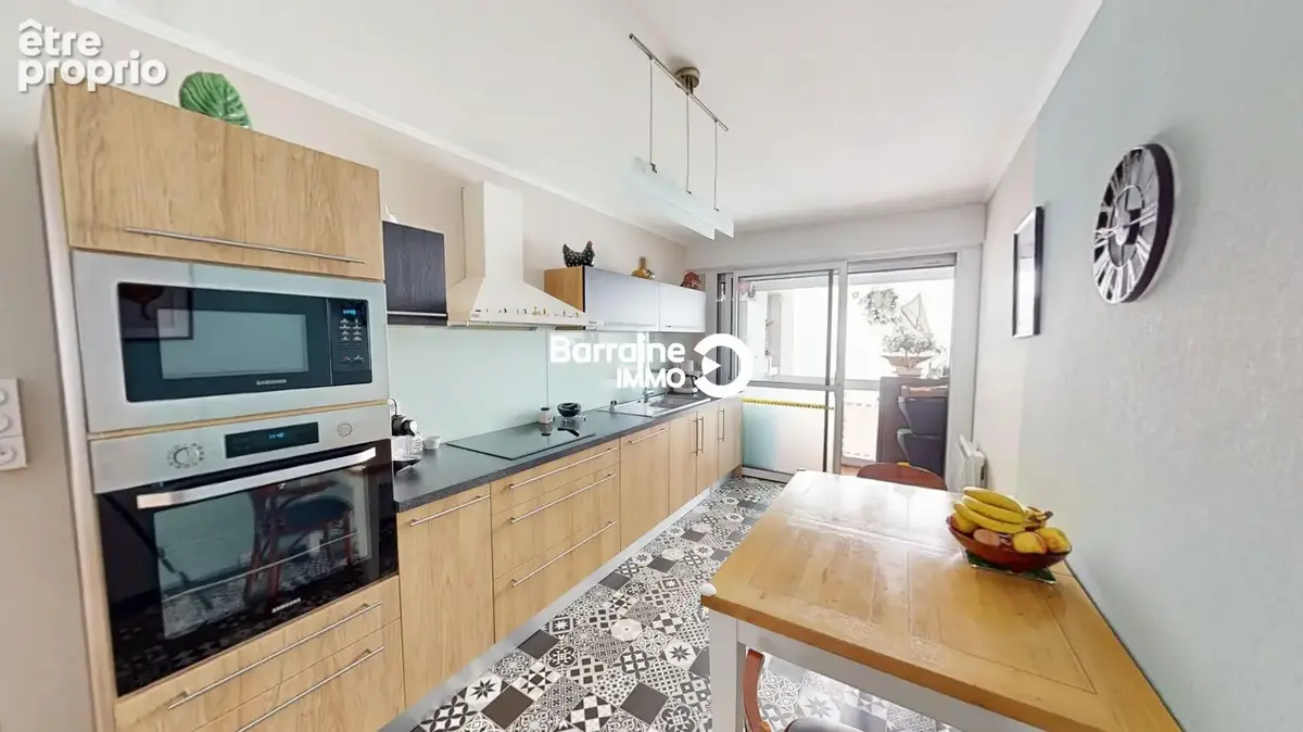 A Vendre Brest Petit Kerzu Appartement T6 98M² 3 Chambres Ascenseur Balcons Exposition Sud - photo 3