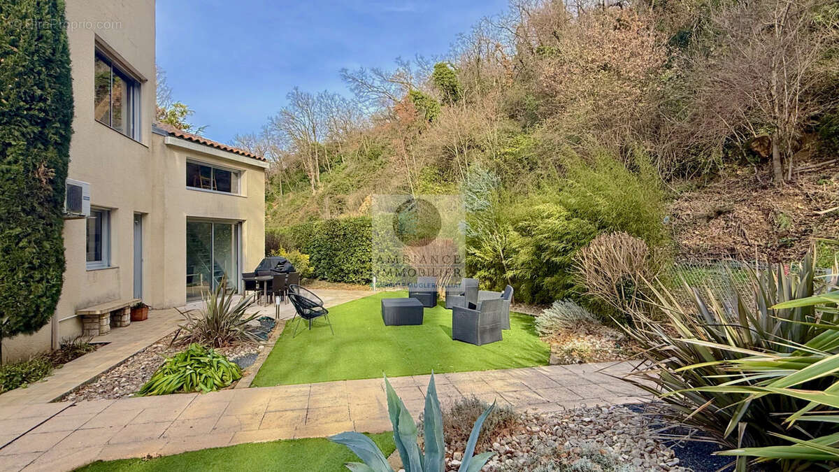 Maison à LORIOL-SUR-DROME