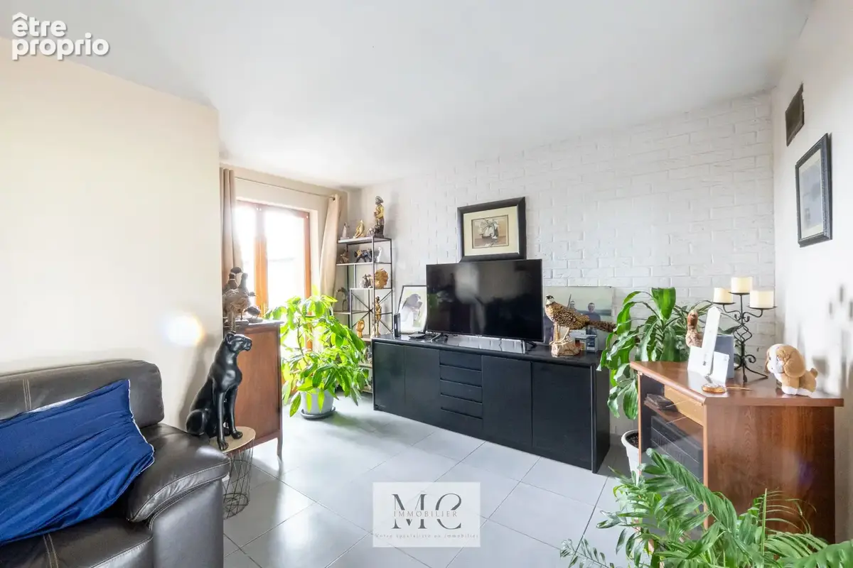 Maison semi individuelle 3 chambres, bureau, grand jardin, garage - photo 6