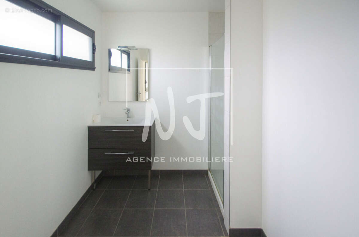 Maison à BOUCHEMAINE