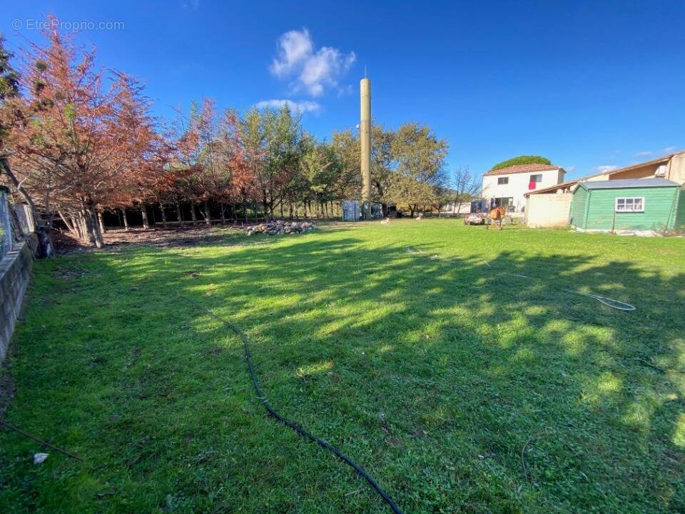 Terrain à LA FARLEDE