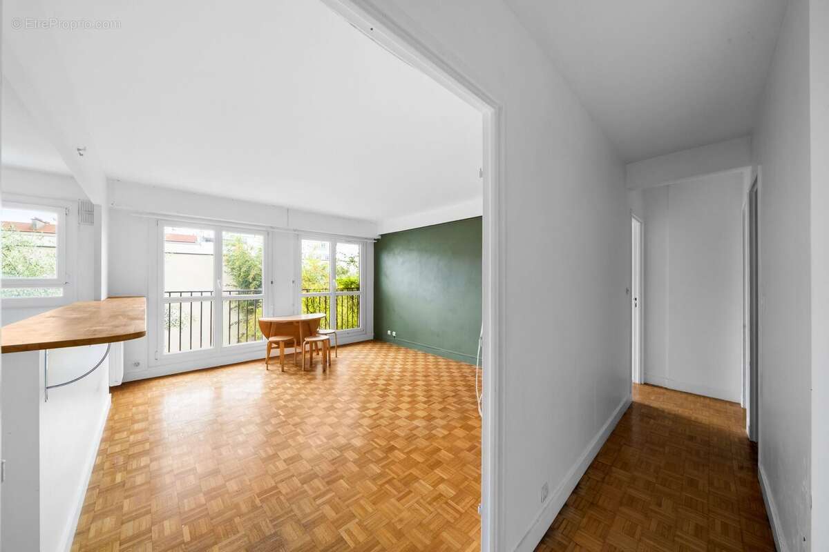 Appartement à PARIS-11E