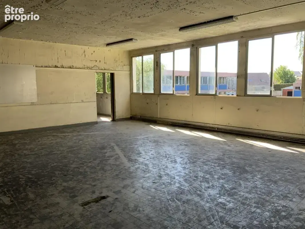 Ensemble immobilier - 2 313 m² - Noeux-les-Mines (62) - photo 3
