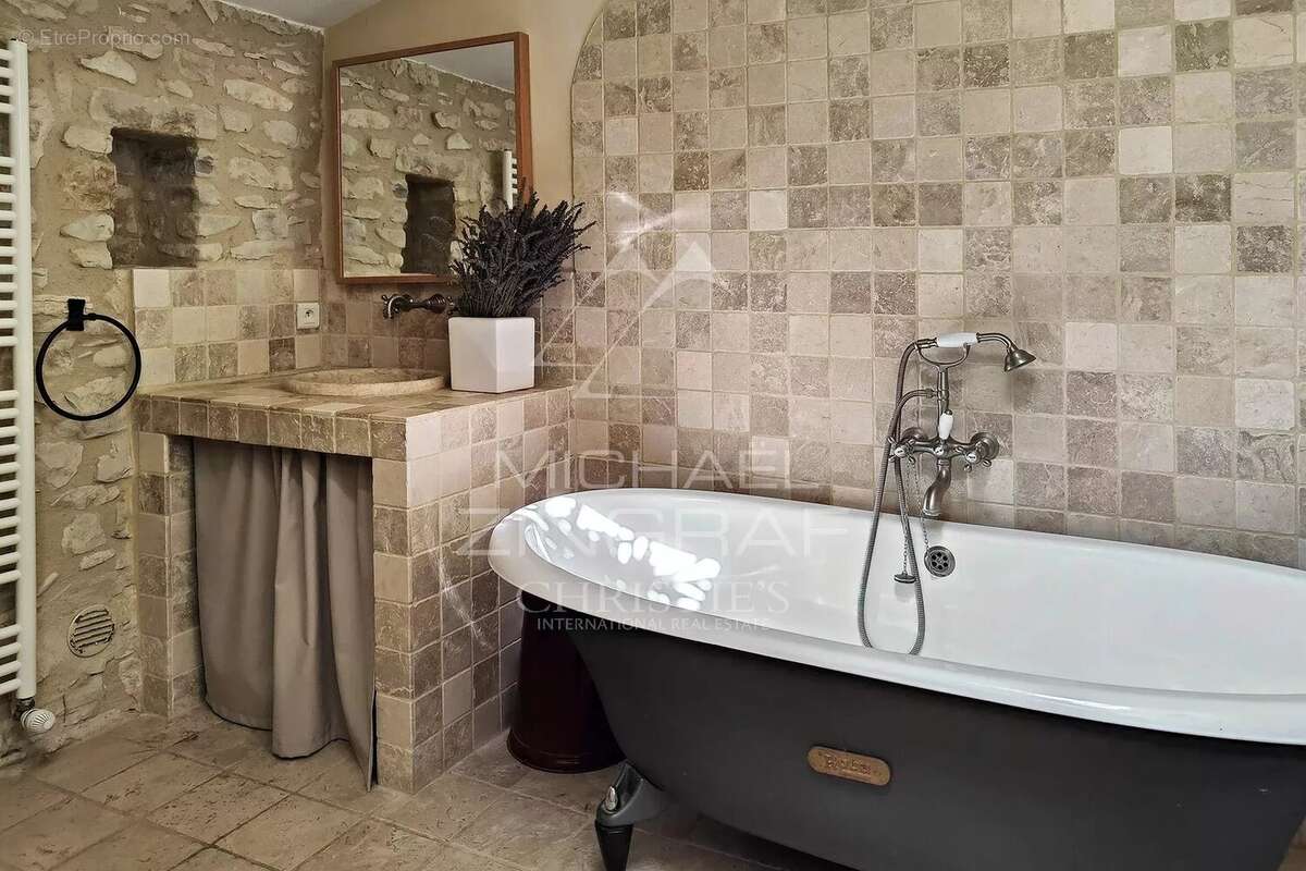 Maison à AIX-EN-PROVENCE