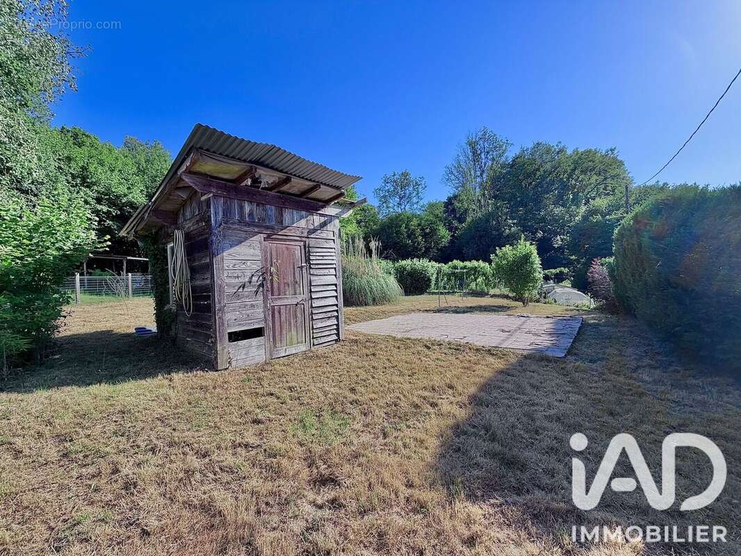 Maison 121 m² à Saint-Martin-Sainte-Catherine  - photo 5
