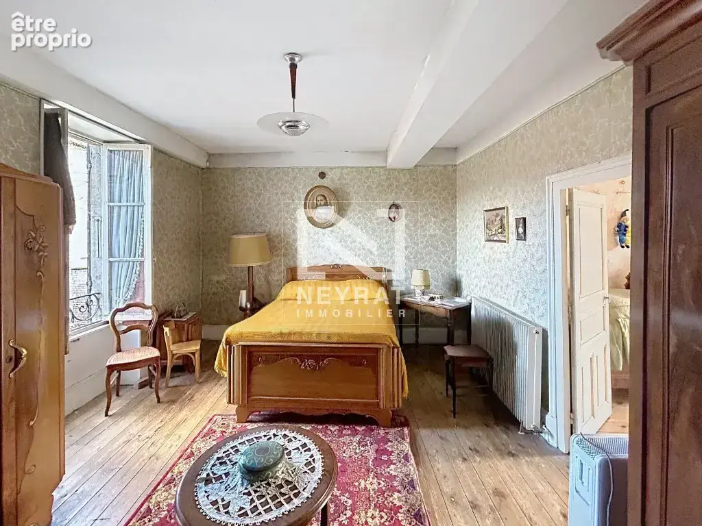 Maison en pierres avec dépendances à rénover - photo 11