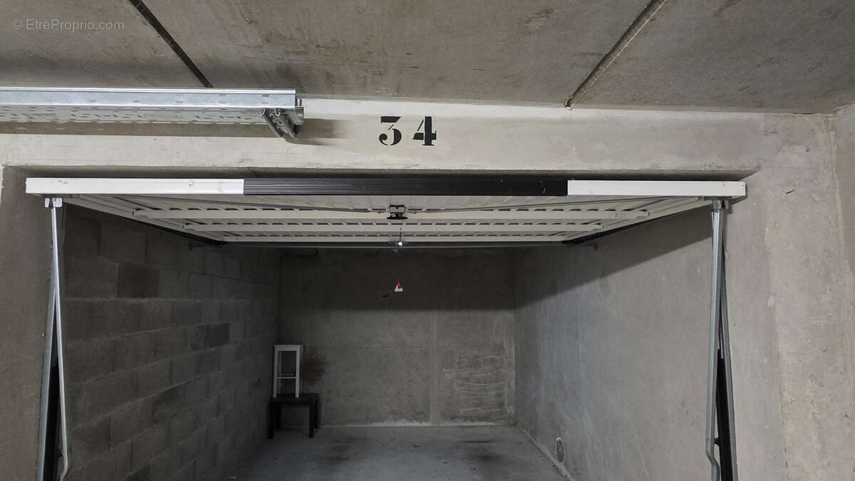 Quartier la Palla Appartement de type 3 avec 2 balcons et garage - photo 9