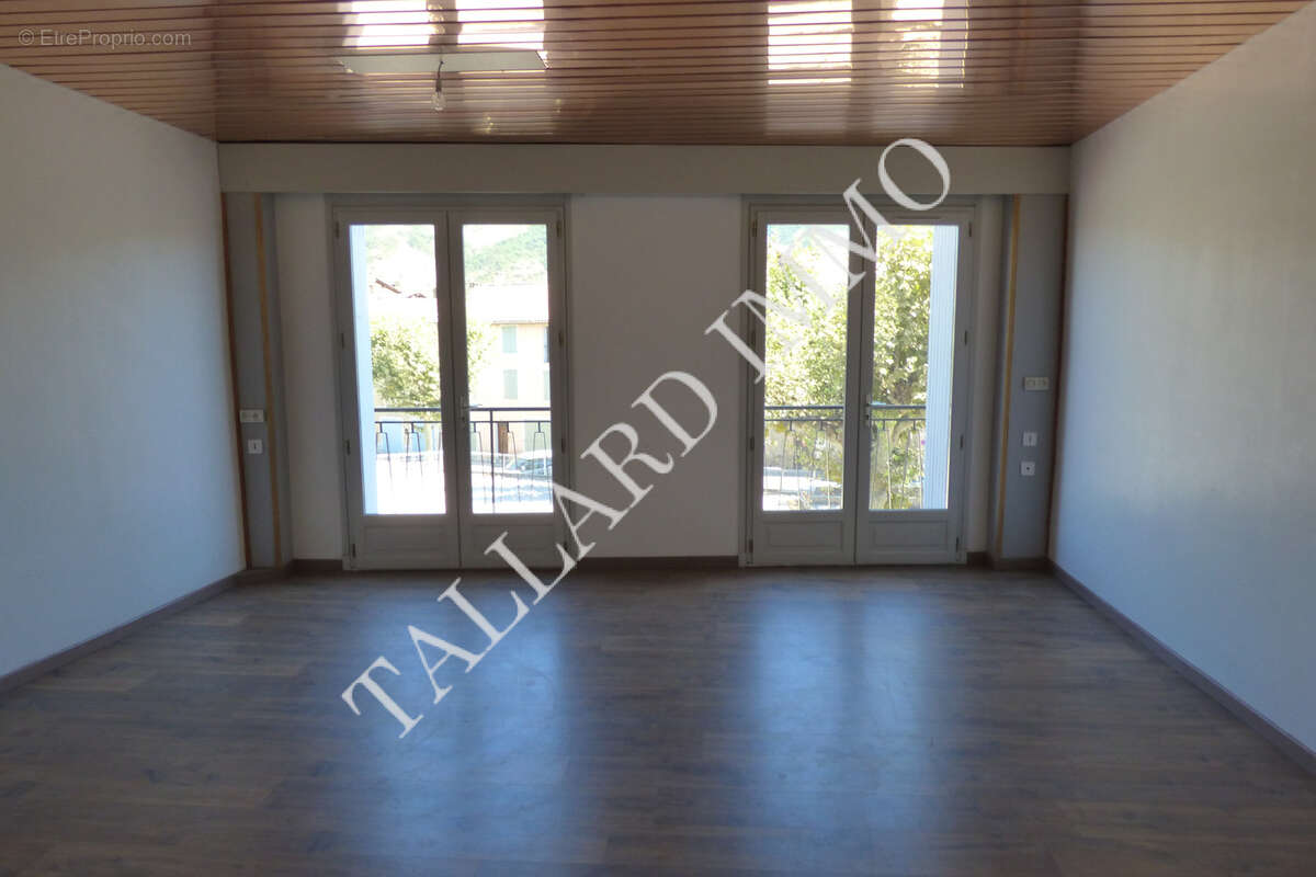 Appartement à TALLARD