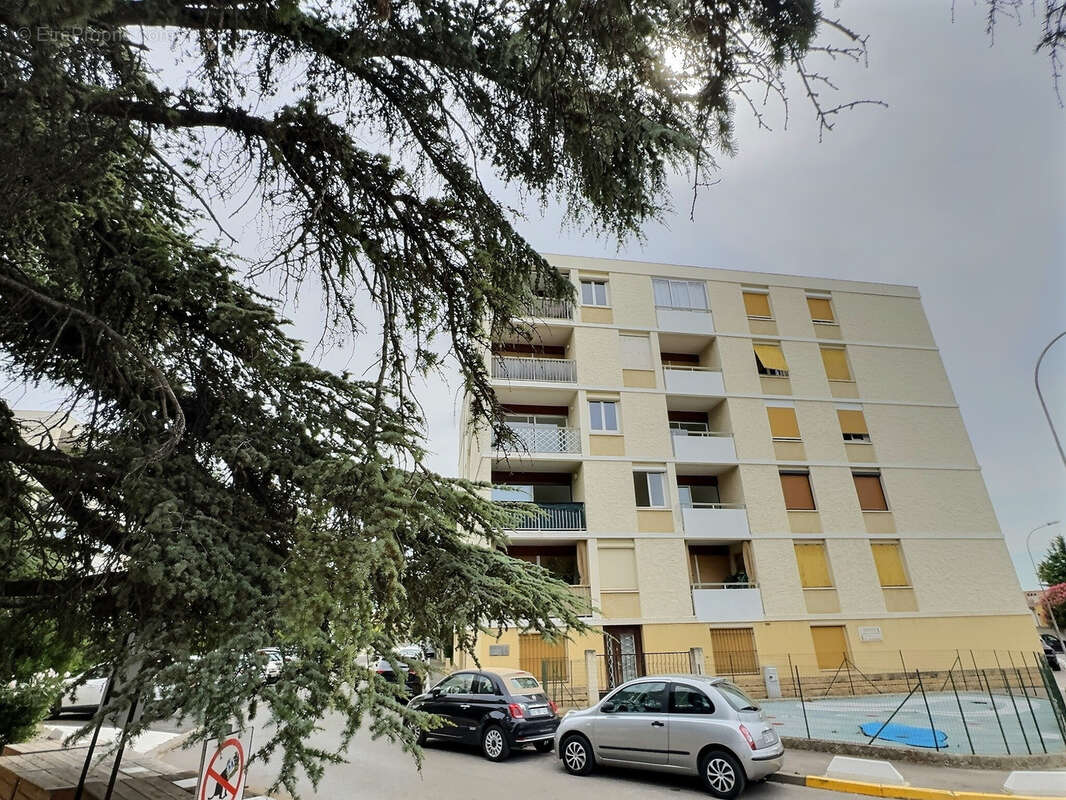 Appartement à LUNEL