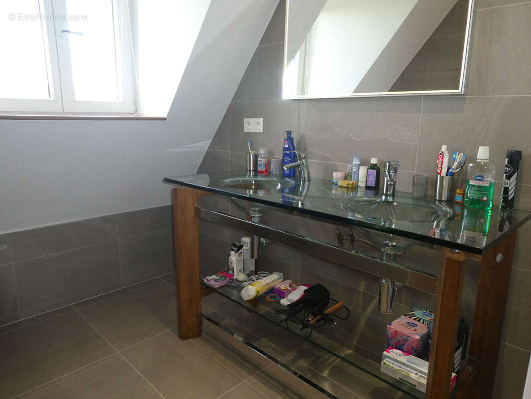 Maison à PONT-L&#039;EVEQUE