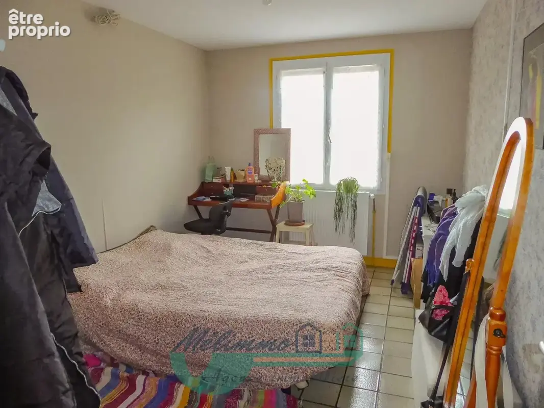Maison 230 m² à Saint-Sauveur-En-Puisaye  - photo 6