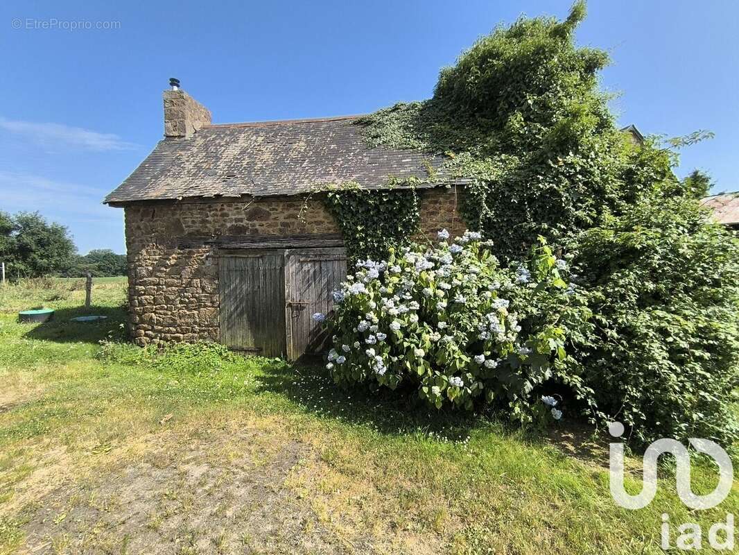 Photo 3 - Maison à LA BAZOUGE-DU-DESERT