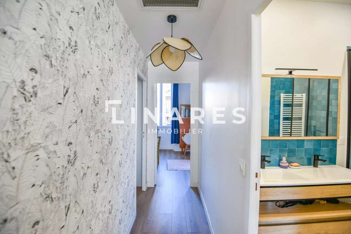 Appartement à MARSEILLE-5E