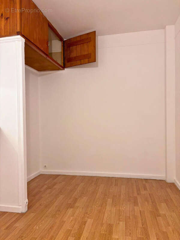 Appartement Paris 15ème - 1 pièce 24.64 m2 - photo 5
