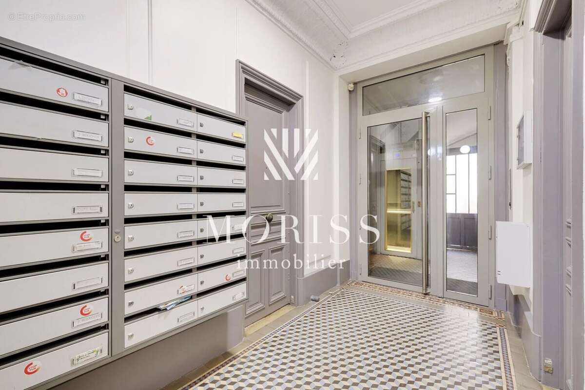 Appartement à PARIS-11E