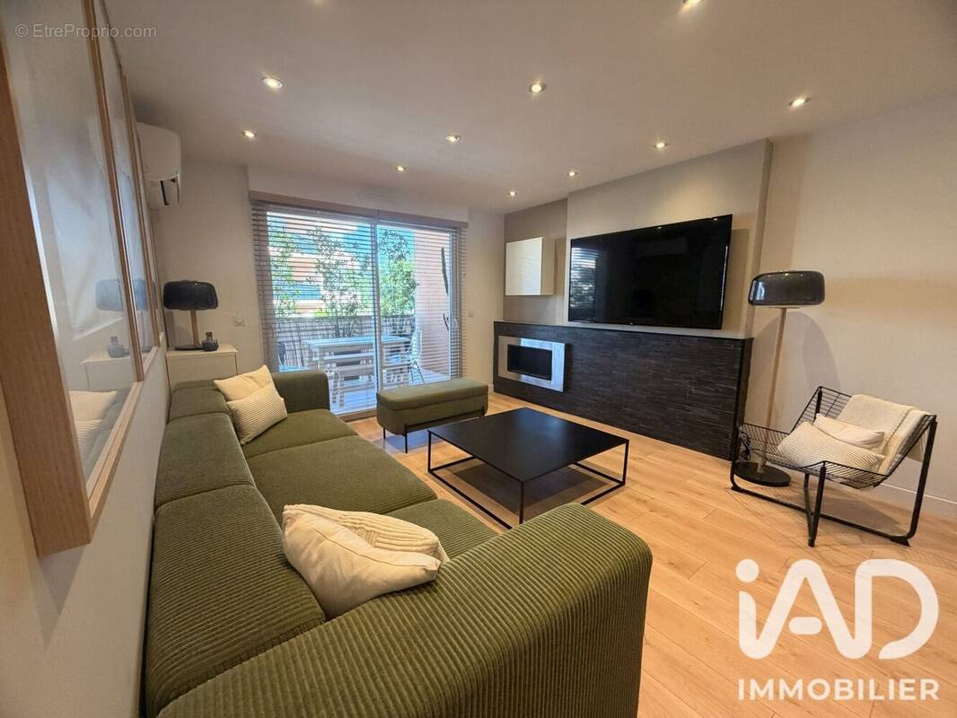 Photo 1 - Appartement à FREJUS