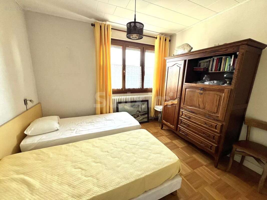 Maison à LONS-LE-SAUNIER