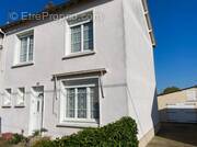 Façade - Maison à SAINT-COSME-EN-VAIRAIS